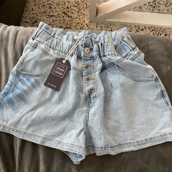 Love tree denim shorts - Picture 1 of 2